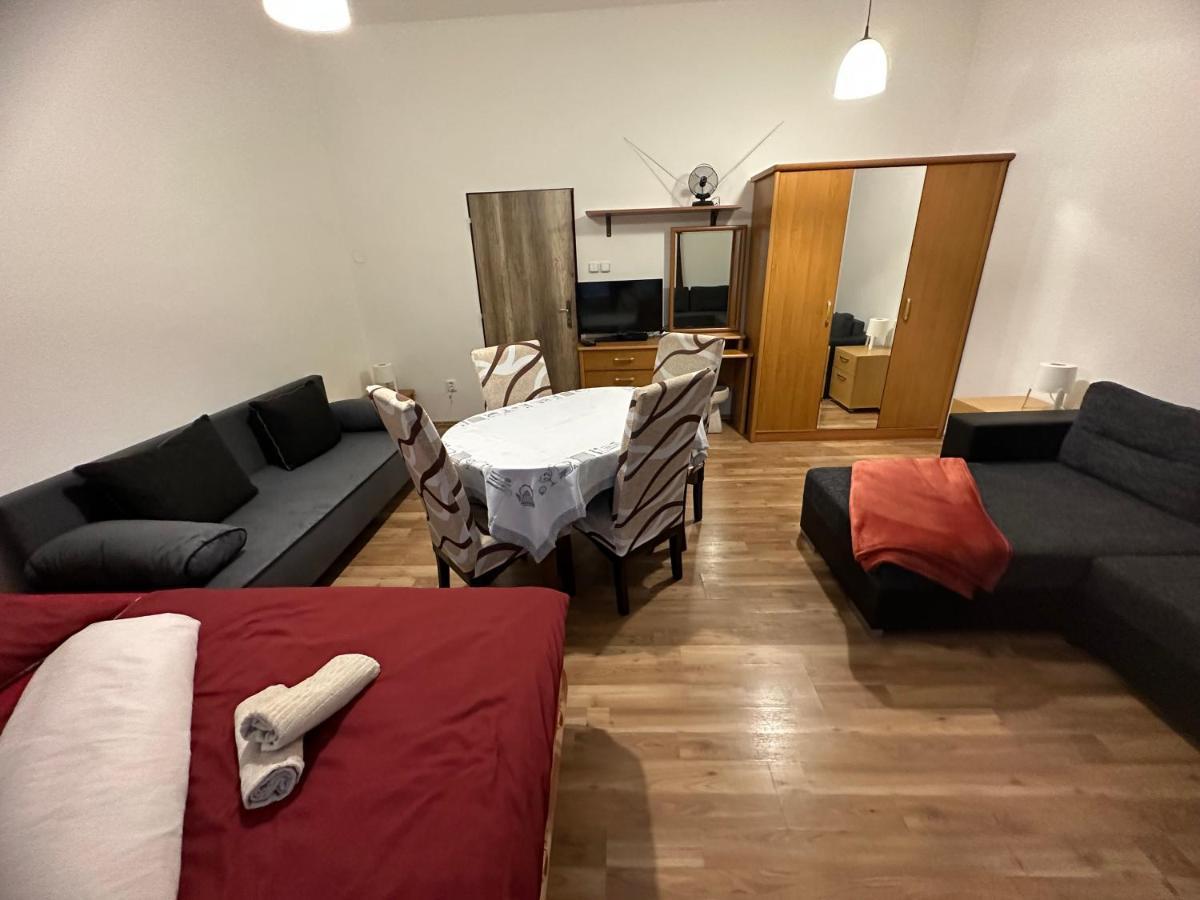 Sonja Holiday Home Острава Экстерьер фото